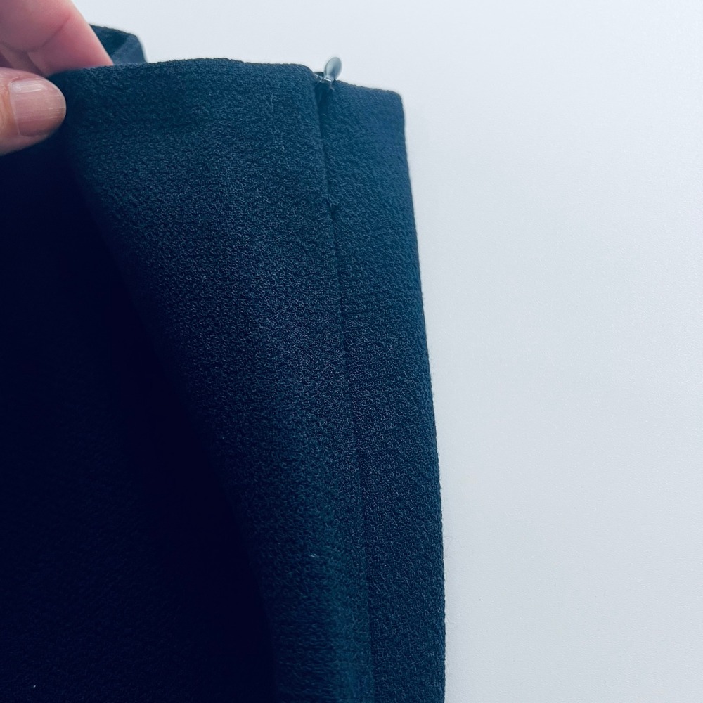 Escada Navy Blue Crepe Pencil Skirt High Waisted Made in Germany Size 38 - Picture 7 of 13